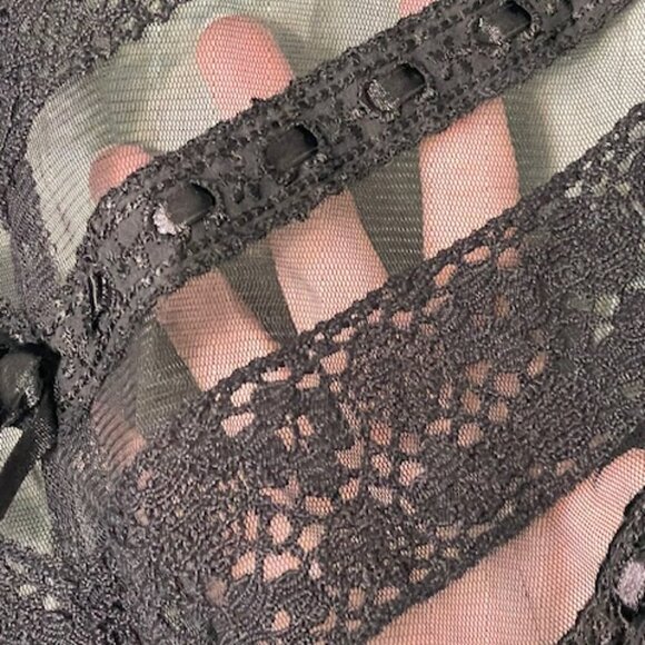 Vintage Black Mesh & Lace Overlay Fairy Whimsygoth Skirt Y2k Black 2 - Picture 4 of 5
